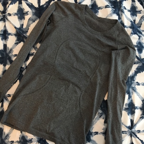 lululemon athletica Tops - lululemon Swiftly Tech Long Sleeve Crew